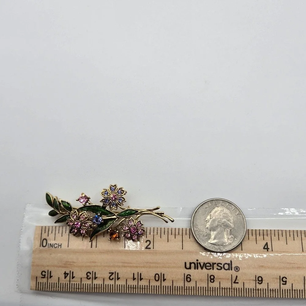 Vtg‎ Floral Brooch Gold Tone Enamel Rhinestone 2.5